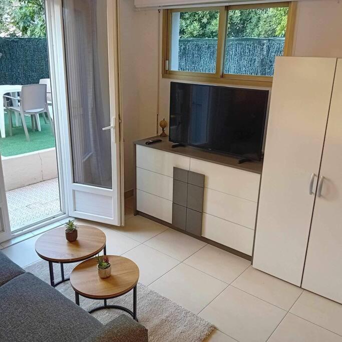 Studio Cosy Terrasse Front Mer Cagnes-sur-Mer Eksteriør billede